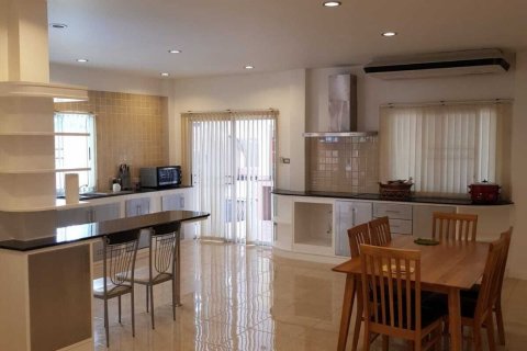 House in Chiang Rai, Thailand 4 bedrooms № 141832 - photo 6