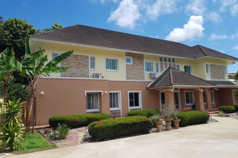 House in Chiang Rai, Thailand 4 bedrooms № 141832 - photo 1