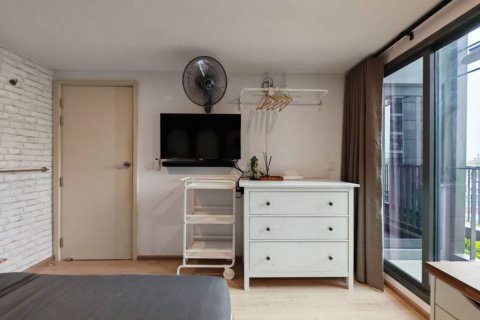 Кондоминиум с 2 спальнями в Бангкоке, Таиланд № 144252 - фото 10