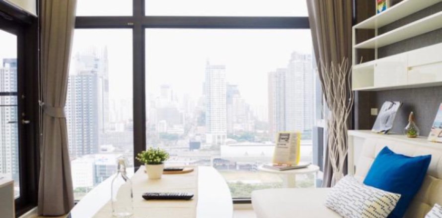 Duplex in Bangkok, Thailand 1 bedroom № 193456