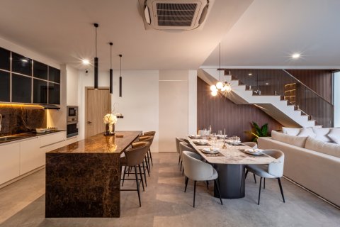 Villa in Kathu, Thailand 4 bedrooms № 169937 - photo 7