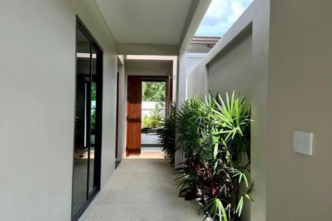 Villa in Phuket, Thailand 4 bedrooms № 159056 - photo 21