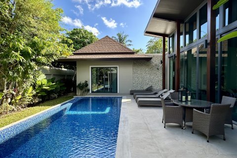 Villa in Phuket, Thailand 4 bedrooms № 159056