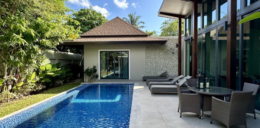 Villa in Phuket, Thailand 4 bedrooms № 159056
