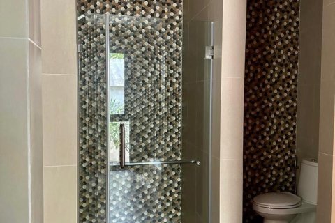 Villa in Phuket, Thailand 4 bedrooms № 159056 - photo 10