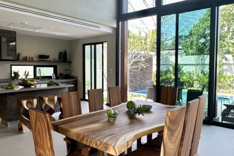 Villa in Phuket, Thailand 4 bedrooms № 159056 - photo 13