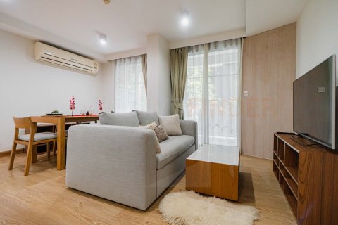 Condo in Watthana, Bangkok, Thailand, 2 bedrooms  № 159054 - photo 3