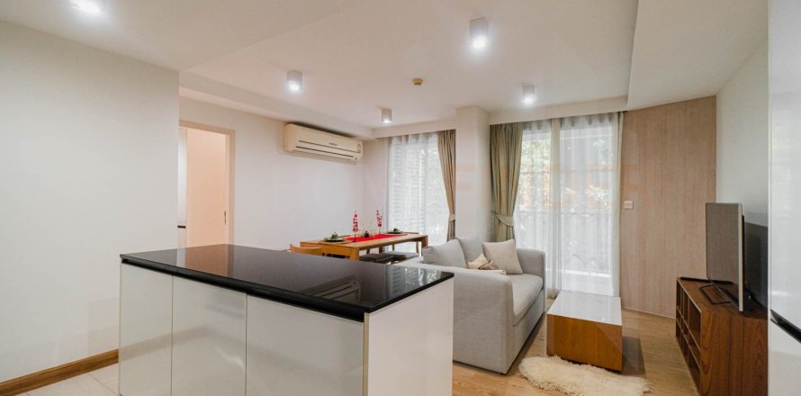 Condo in Watthana, Bangkok, Thailand, 2 bedrooms  № 159054
