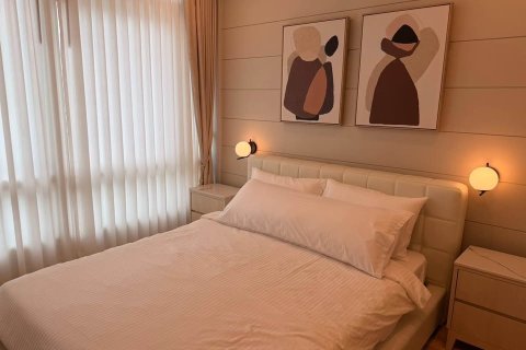 Condominio de 3 dormitorios en Bangkok, Tailandia № 233500 - foto 16