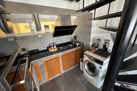 Condominio de 2 dormitorios en Bangkok, Tailandia № 233498 - foto 5