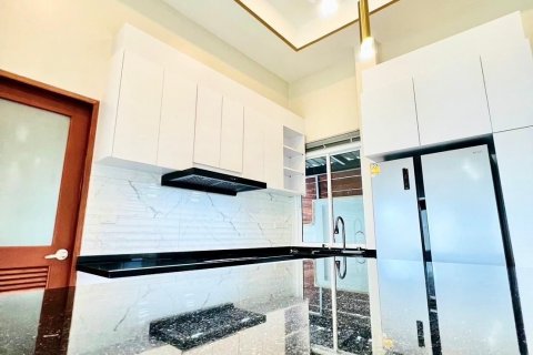 Вилла в Пхукете, Таиланд с 3 спальнями  № 138641 - фото 12