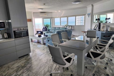 Кондоминиум с 2 спальнями в Паттайе, Таиланд № 138650 - фото 2