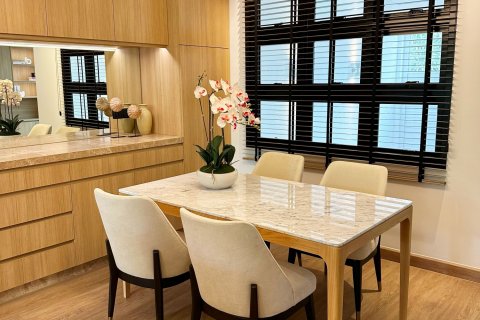 Townhouse à Watthana, Bangkok, Thaïlande 4 chambres № 138640 - photo 3