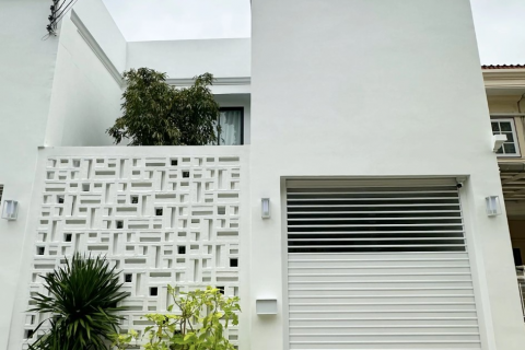 Townhouse à Watthana, Bangkok, Thaïlande 4 chambres № 138640 - photo 1