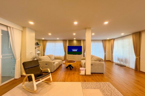 Дом в Паттайе, Таиланд с 4 спальнями  № 138651 - фото 3