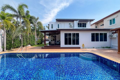 Дом в Паттайе, Таиланд с 4 спальнями  № 138651 - фото 2