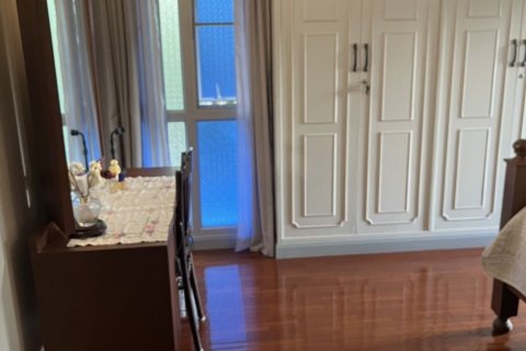 Кондоминиум с 4 спальнями в Сатхоне, Бангкок, Таиланд № 157999 - фото 4