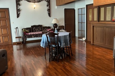 Кондоминиум с 4 спальнями в Сатхоне, Бангкок, Таиланд № 157999 - фото 19