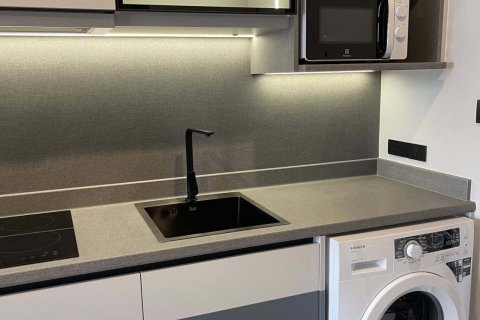 Студия в кондо в Банг-Кхо-Лаеме, Бангкок, Таиланд № 158002 - фото 3