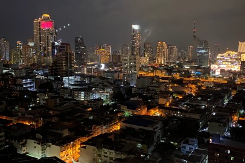 Кондоминиум с 2 спальнями в Банг Раке, Бангкок, Таиланд № 157998 - фото 5