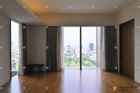 Condo in Bangkok, Thailand, 2 bedrooms № 189931 - photo 2