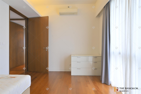 Condo in Bangkok, Thailand, 2 bedrooms № 189931 - photo 6