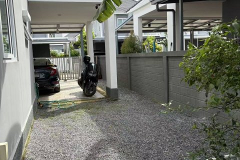 House in Samut Prakan, Thailand 3 bedrooms № 144948 - photo 16