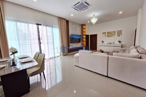 บ้านในพัทยา, ประเทศไทย 4 ห้องนอน № 196141 - รูปถ่าย 14