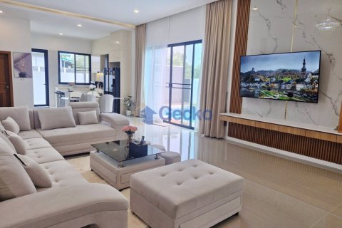 บ้านในพัทยา, ประเทศไทย 4 ห้องนอน № 196141 - รูปถ่าย 16