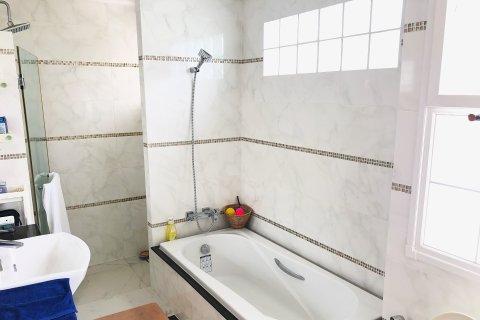 Дом в Тави Ваттане, Бангкок, Таиланд с 5 спальнями № 137777 - фото 9