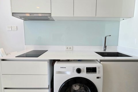 Studio dans le Condo à Watthana, Bangkok, Thaïlande  № 157947 - photo 10