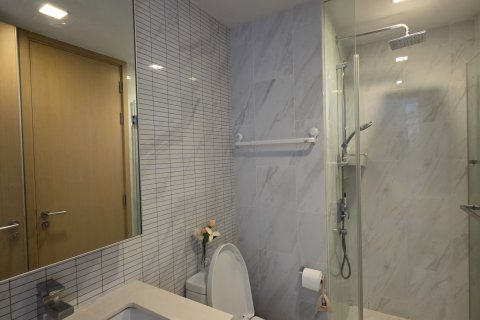 Studio dans le Condo à Watthana, Bangkok, Thaïlande  № 157947 - photo 13