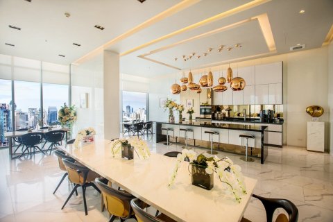 Studio dans le Condo à Watthana, Bangkok, Thaïlande  № 157947 - photo 14