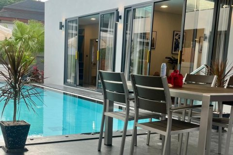 Villa in Phuket, Thailand 4 bedrooms № 157944 - photo 18