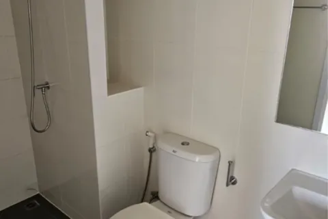 Condo in Samut Prakan, Thailand, 1 bedroom № 205318 - photo 4