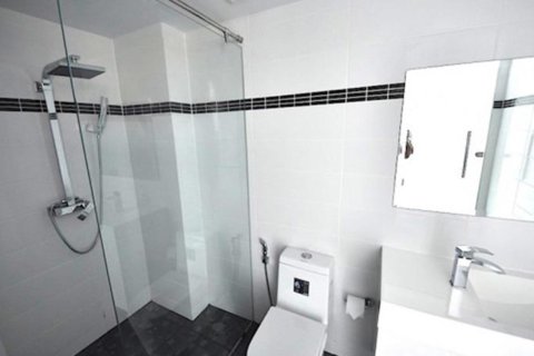 Condo in Pattaya, Thailand, 2 bedrooms № 205320 - photo 8