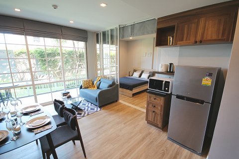 Condo in Hua Hin, Thailand, 1 bedroom  № 176569 - photo 2