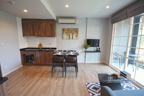 Condo in Hua Hin, Thailand, 1 bedroom  № 176569 - photo 5