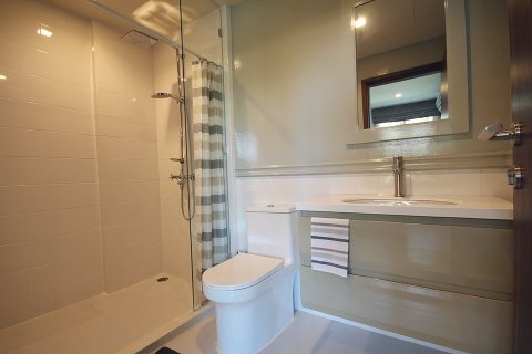 Condo in Hua Hin, Thailand, 1 bedroom  № 176569 - photo 17