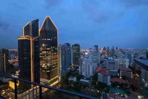 Condo in Bangkok, Thailand, 2 bedrooms № 183686 - photo 5