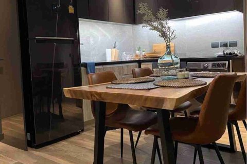 Condo in Bangkok, Thailand, 2 bedrooms № 183686 - photo 4
