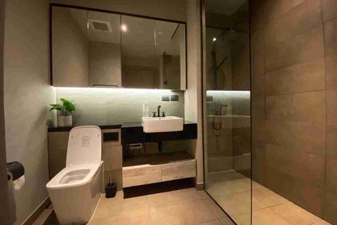 Condo in Bangkok, Thailand, 2 bedrooms  № 183688 - photo 10