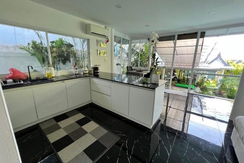 Villa in Phuket, Thailand 2 bedrooms № 147893 - photo 9