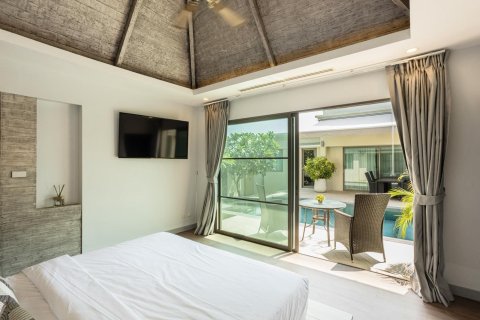 Villa in Phuket, Thailand 5 bedrooms № 147892 - photo 13