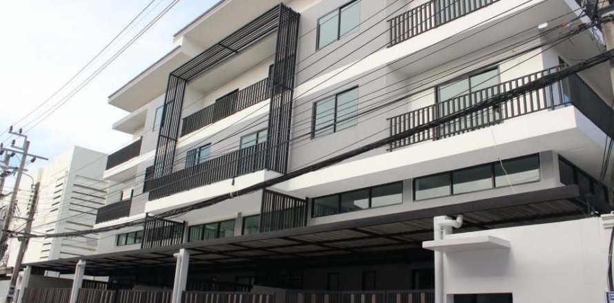 Офис в Клонг Тоэй, Бангкок, Таиланд  № 147890