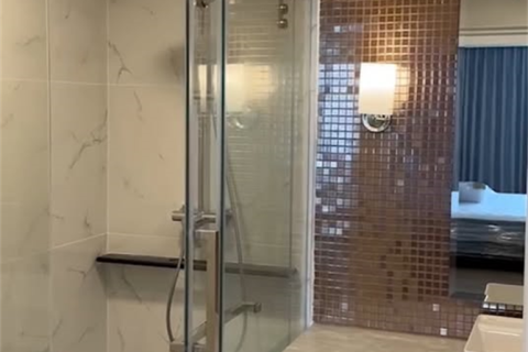 Condo in Bangkok, Thailand, 2 bedrooms № 184409 - photo 1