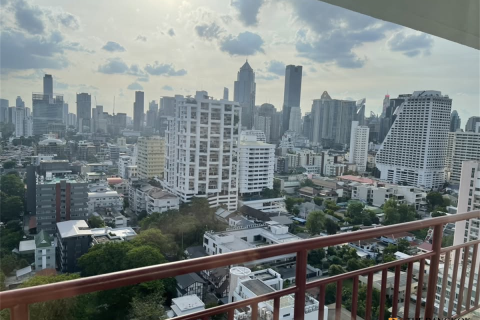 Condo in Bangkok, Thailand, 2 bedrooms № 184409 - photo 3