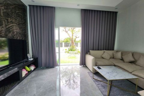 House in Chiang Mai, Thailand 4 bedrooms № 119949 - photo 20