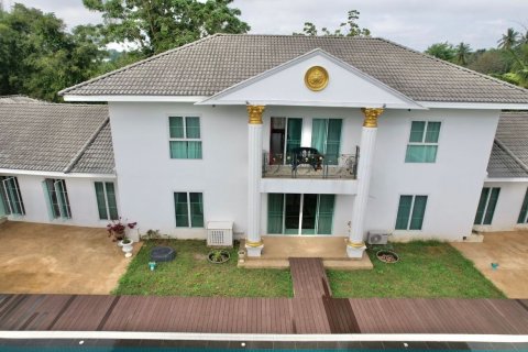 House in Chiang Mai, Thailand 6 bedrooms № 119951 - photo 2