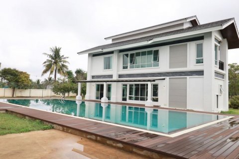 House in Chiang Mai, Thailand 6 bedrooms № 119951 - photo 15
